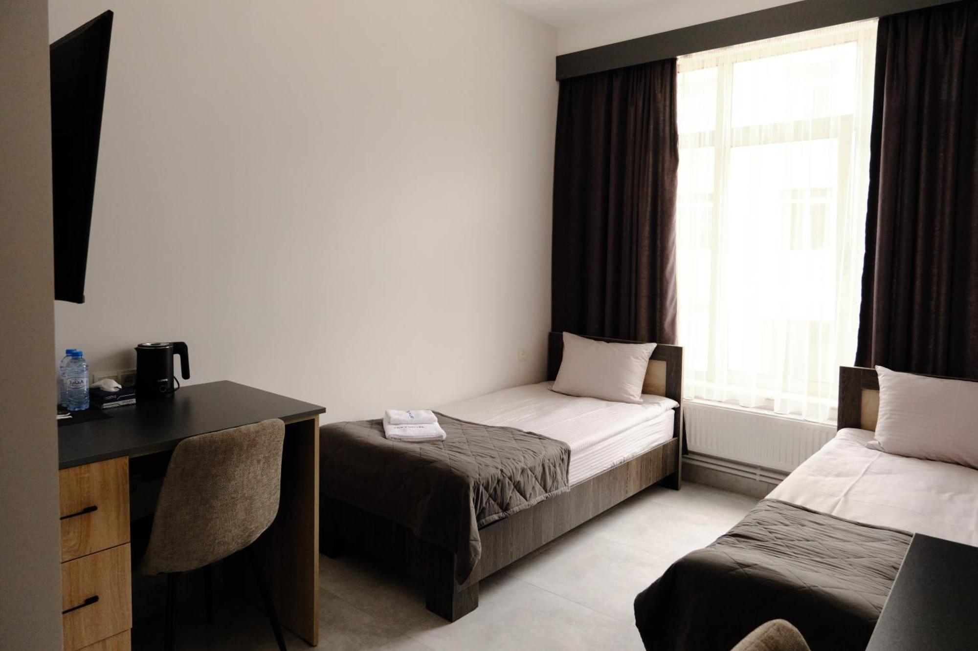 Loft Family Hotel Иджеван Экстерьер фото