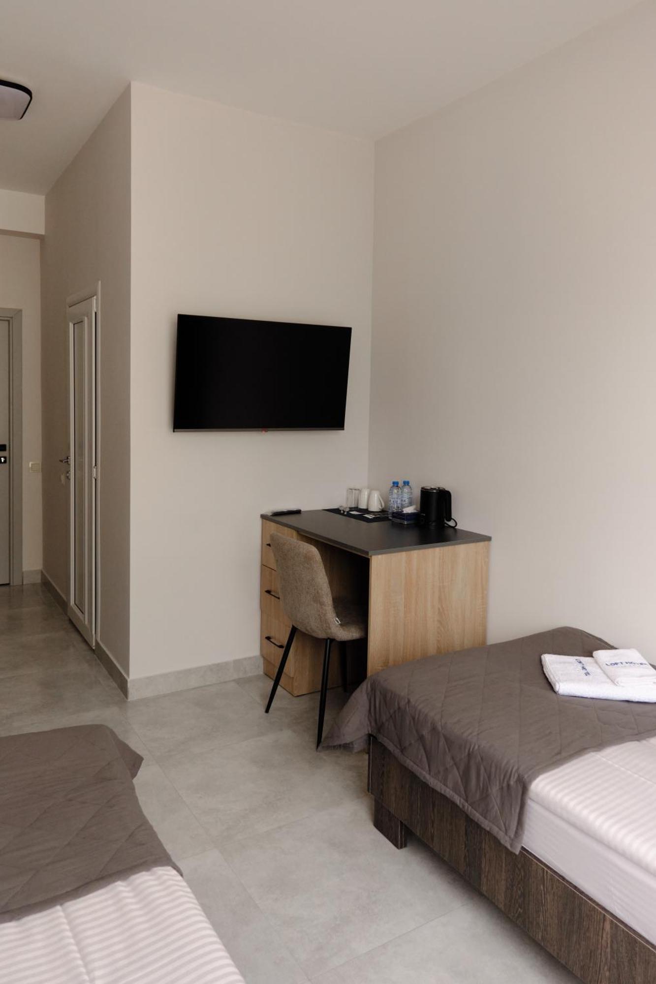 Loft Family Hotel Иджеван Экстерьер фото