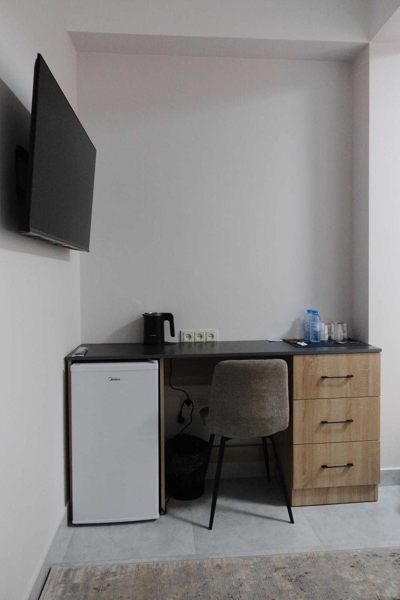 Loft Family Hotel Иджеван Экстерьер фото