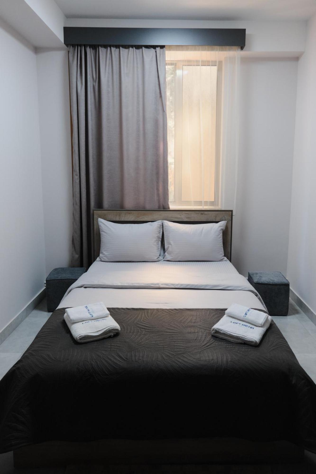 Loft Family Hotel Иджеван Экстерьер фото